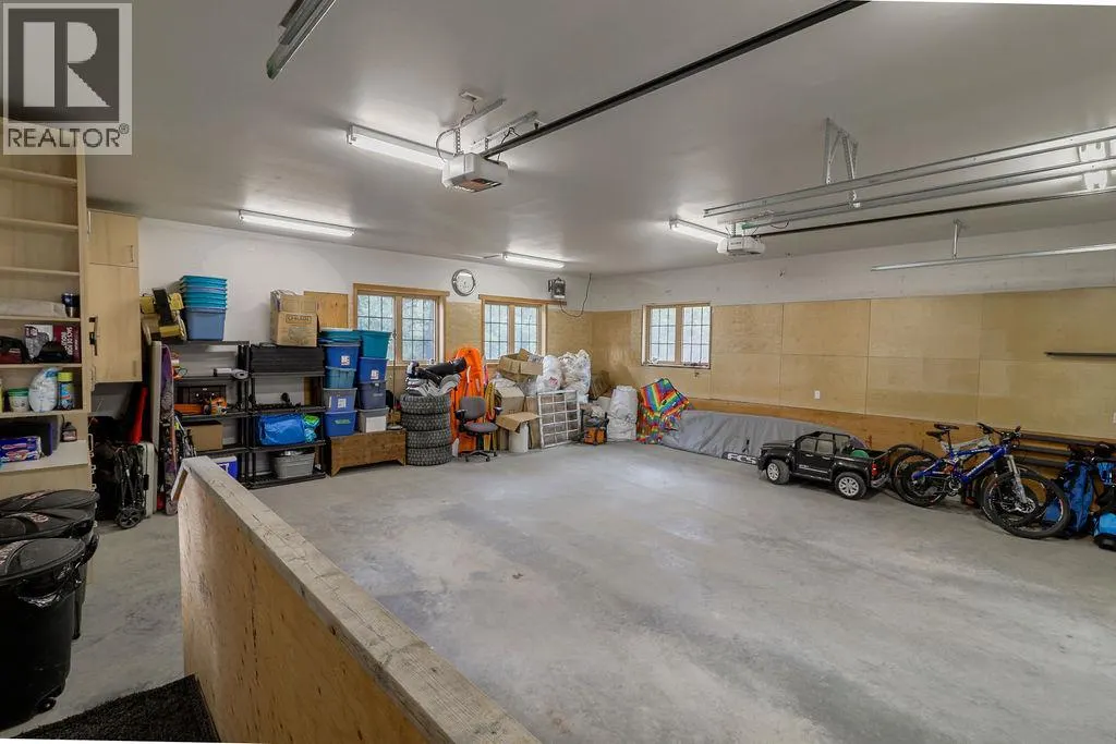 2160 KOOTENAY 3 Road