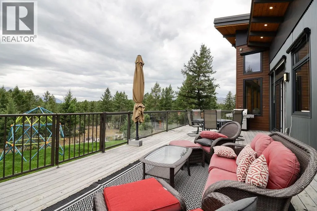 2160 KOOTENAY 3 Road