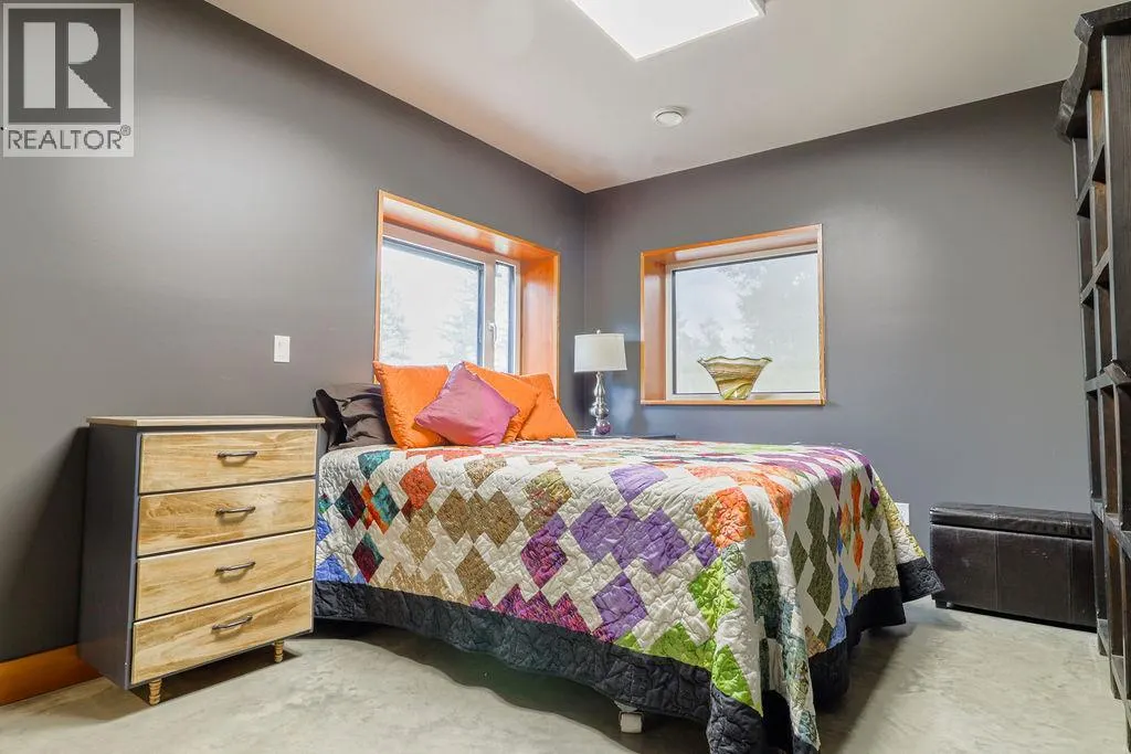 2160 KOOTENAY 3 Road