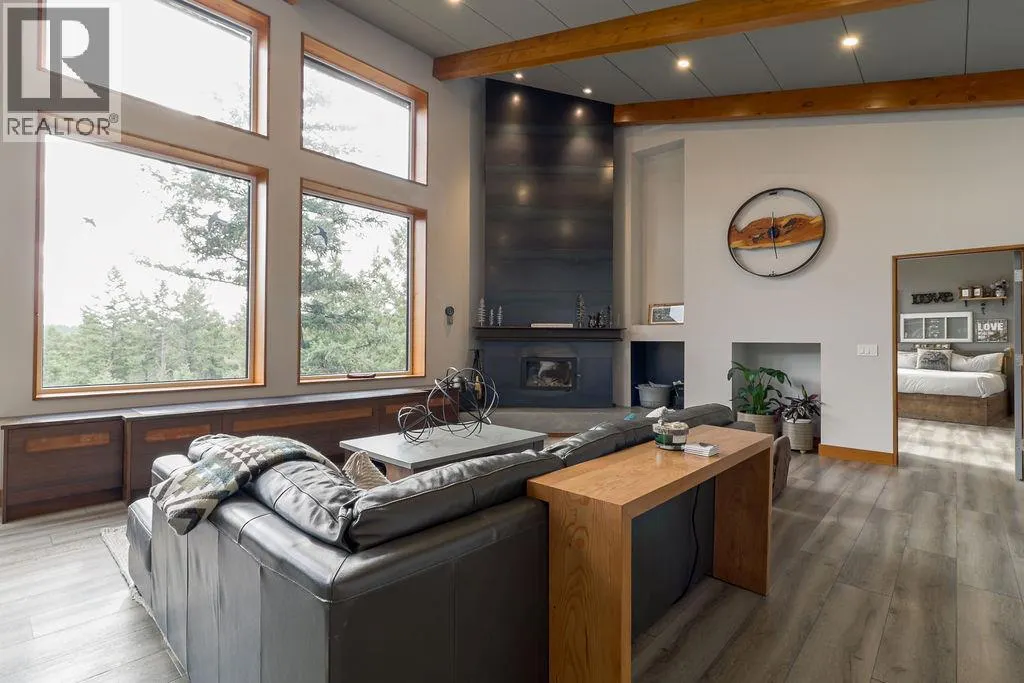 2160 KOOTENAY 3 Road