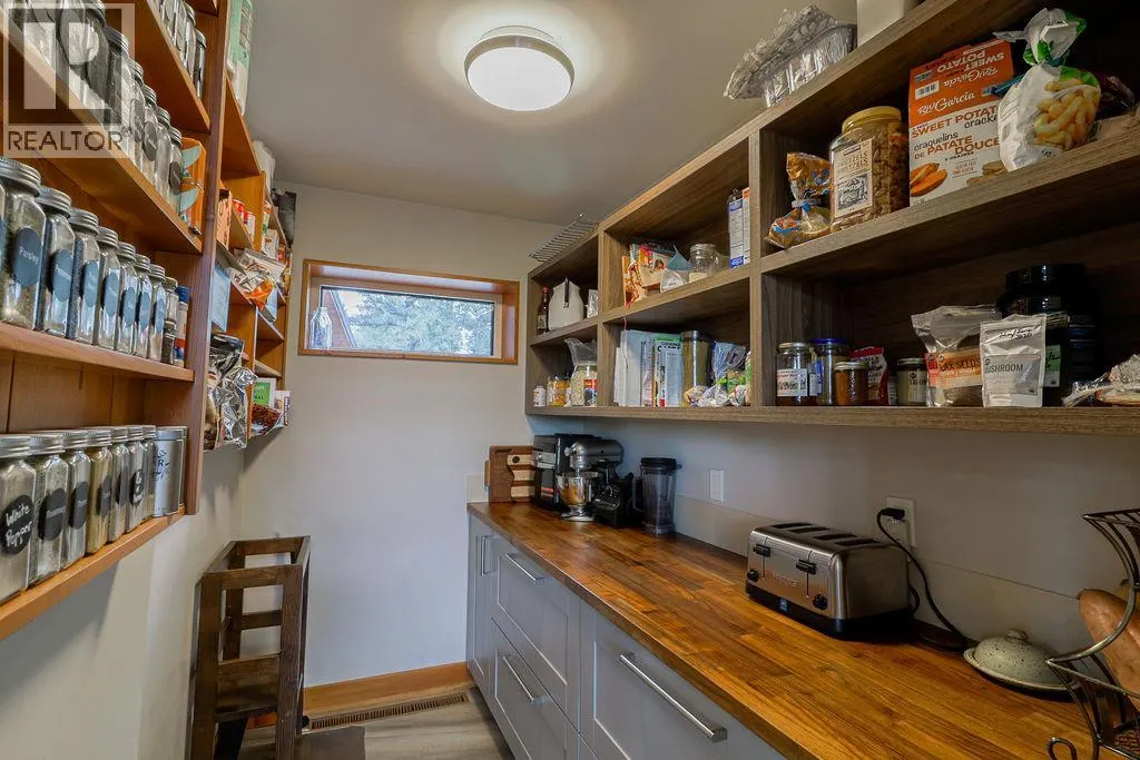 2160 KOOTENAY 3 Road