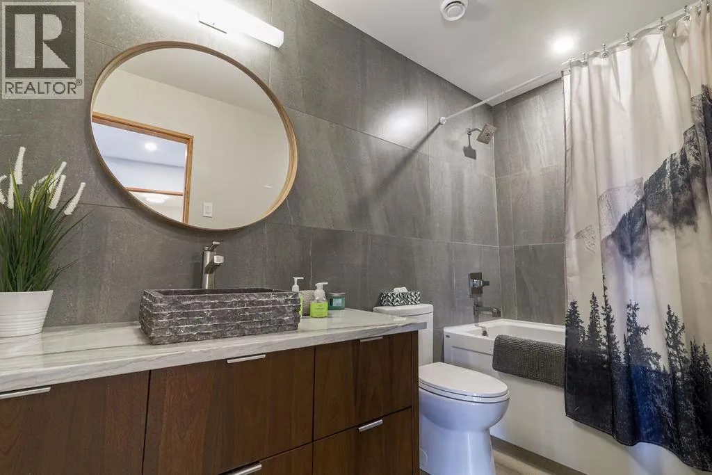 2160 KOOTENAY 3 Road
