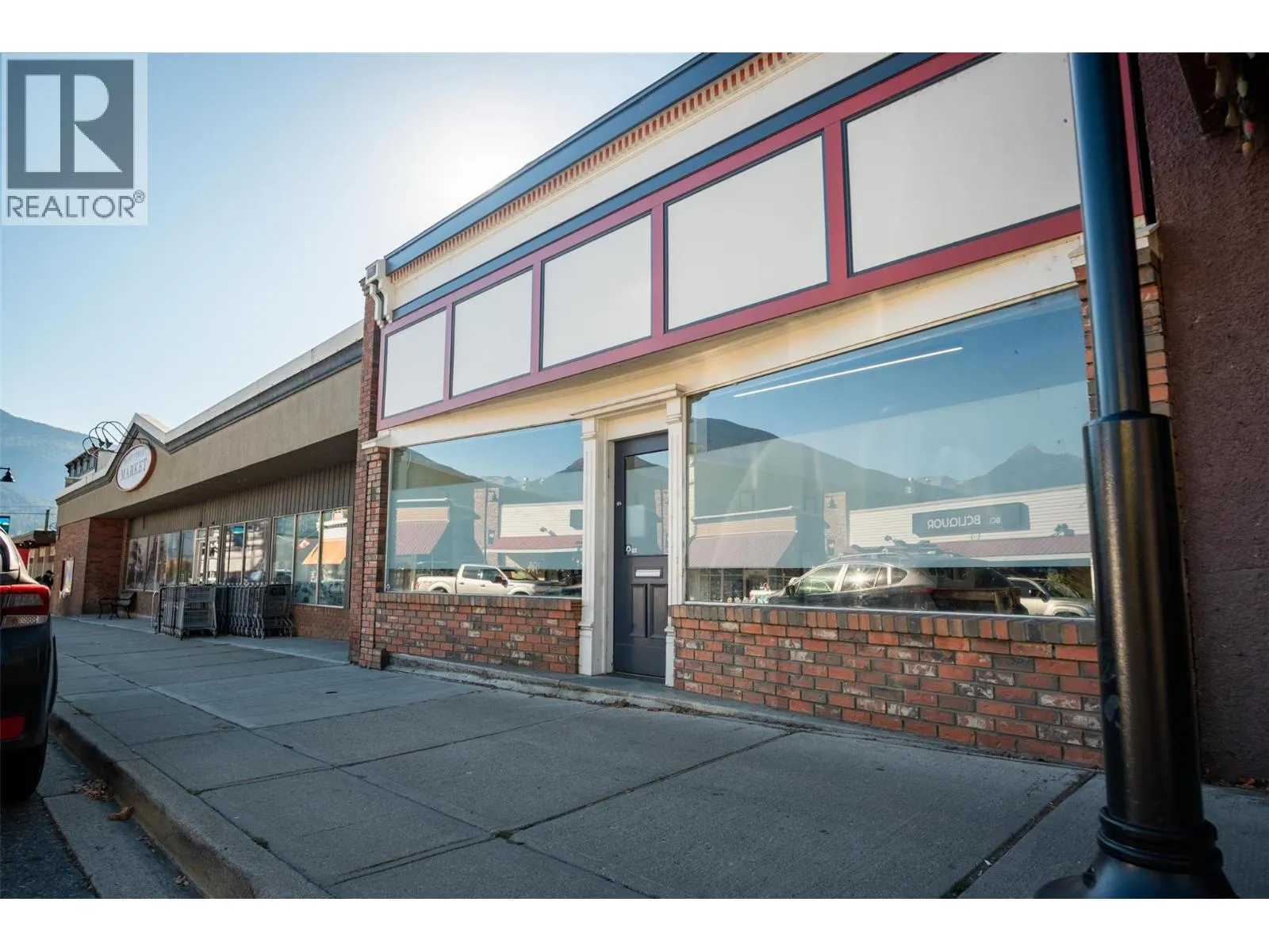415 FRONT Street