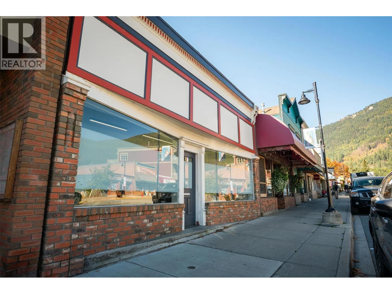 415 FRONT Street