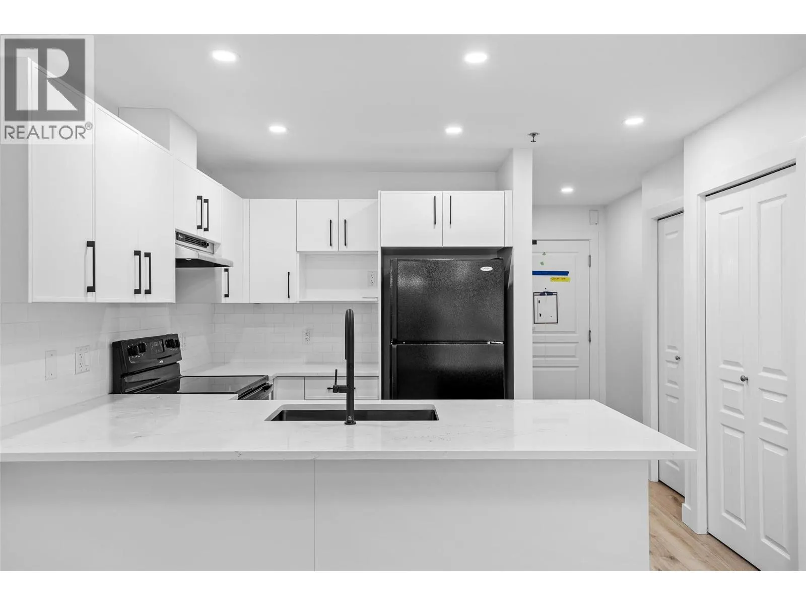 1099 Sunset Drive Unit# 241