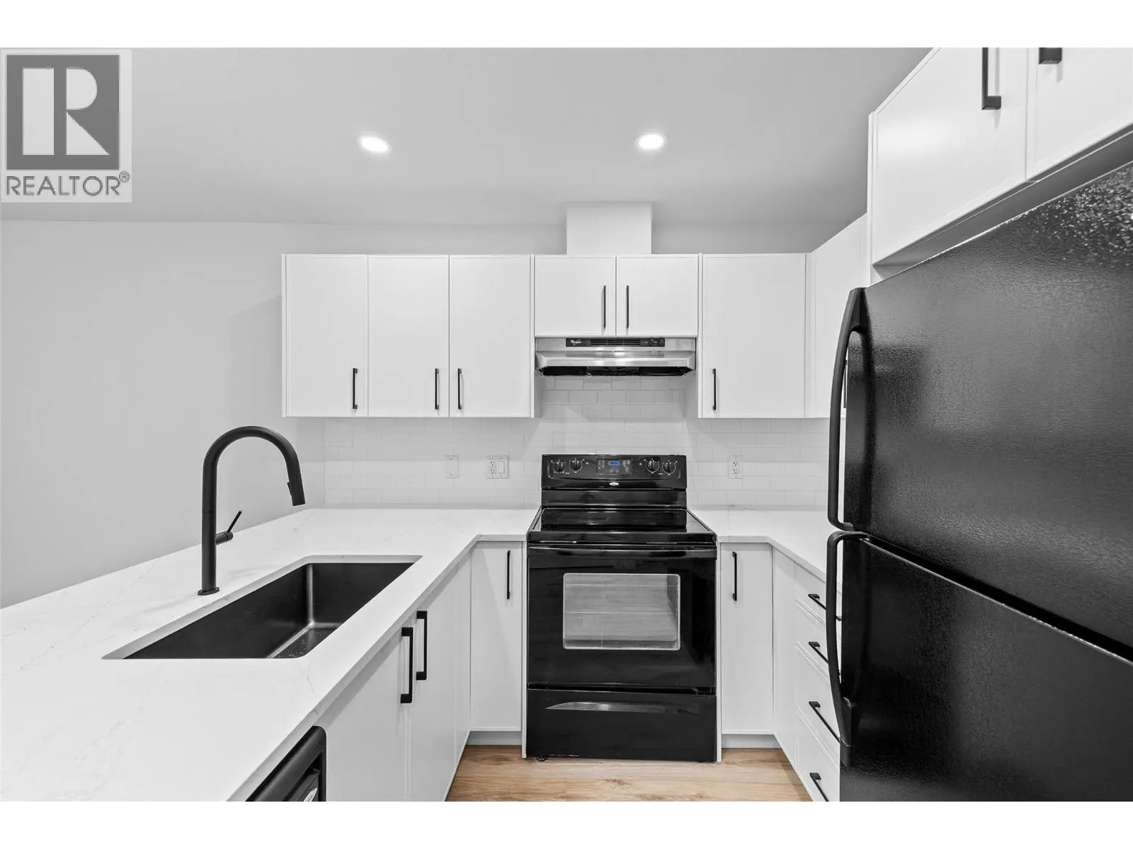 1099 Sunset Drive Unit# 241