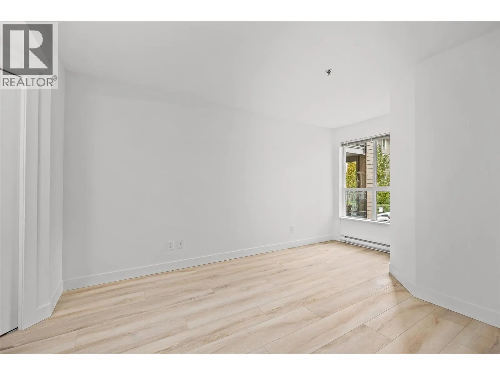 1099 Sunset Drive Unit# 241