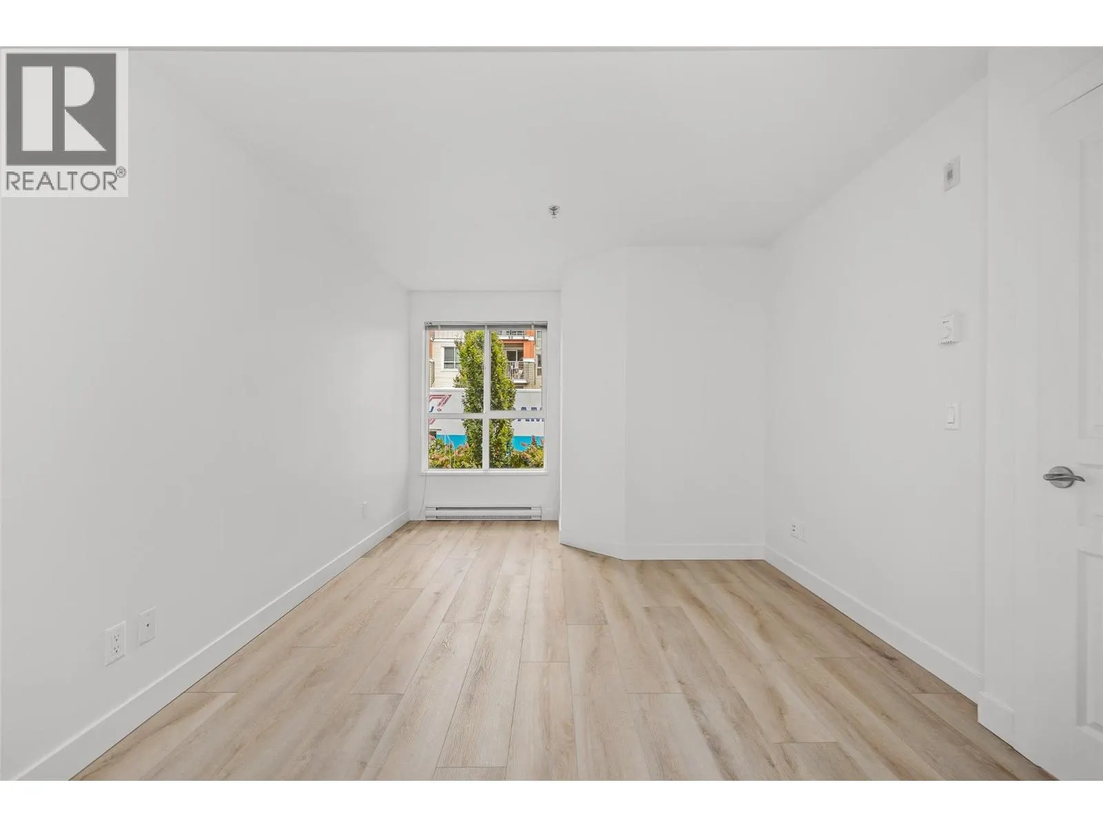 1099 Sunset Drive Unit# 241