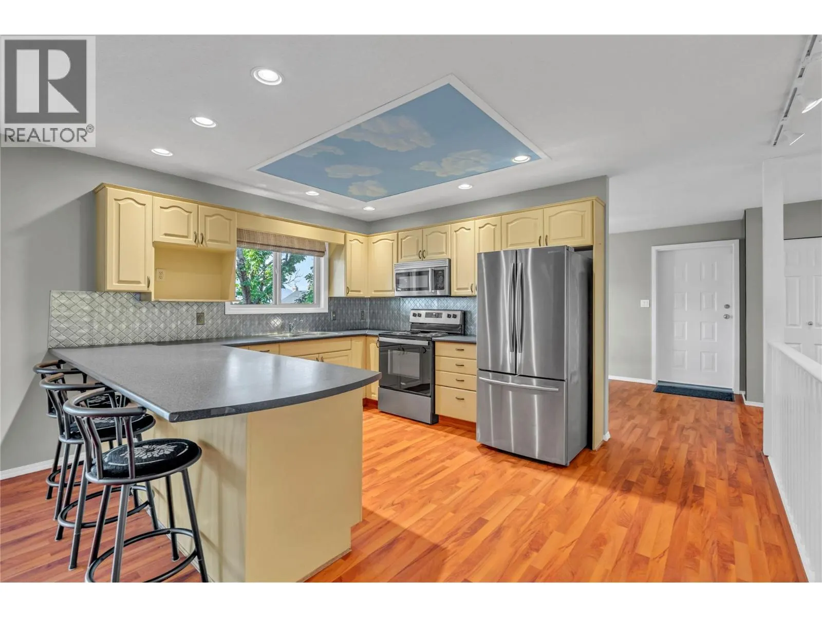 198 Westview Drive