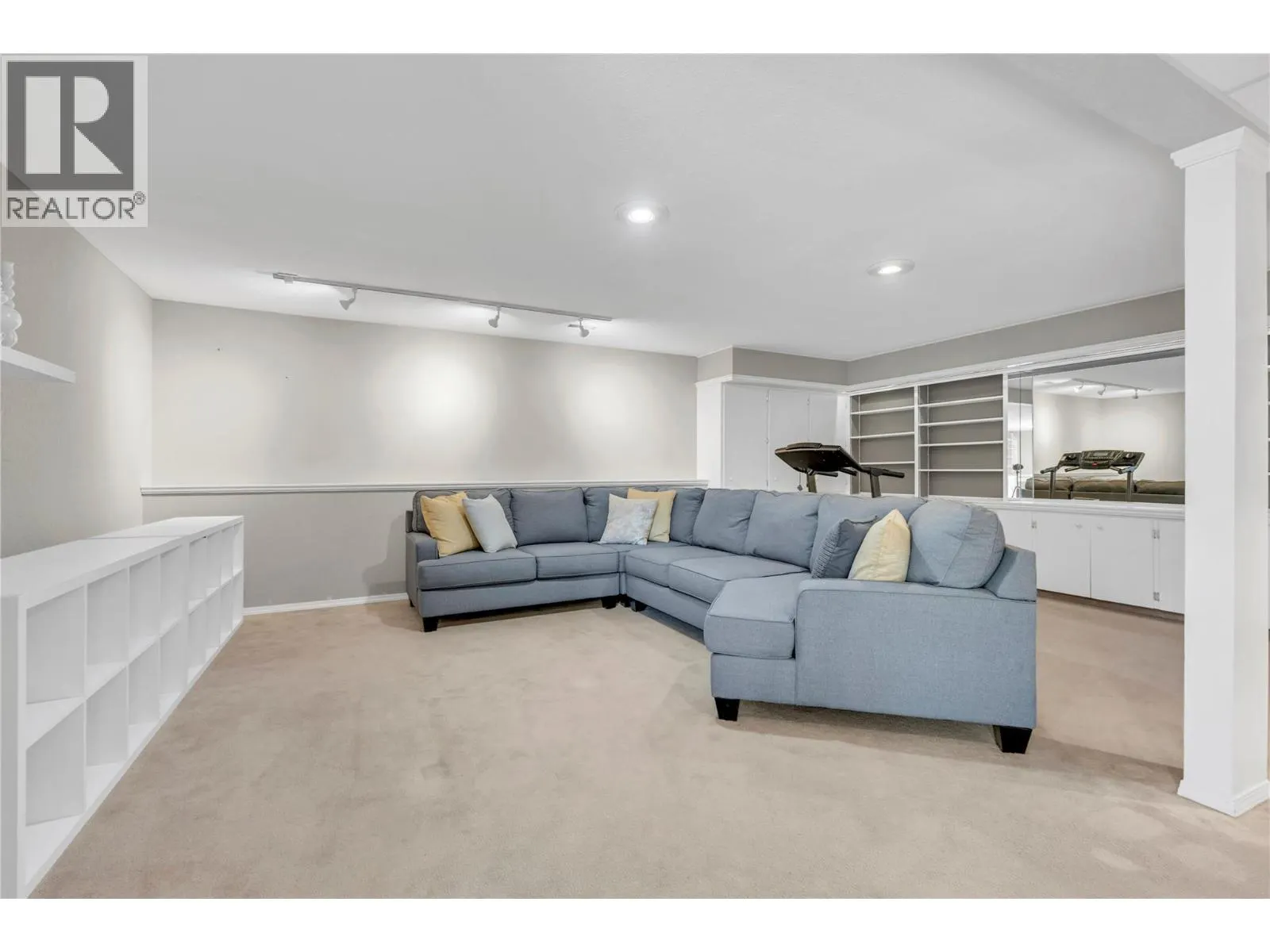 198 Westview Drive