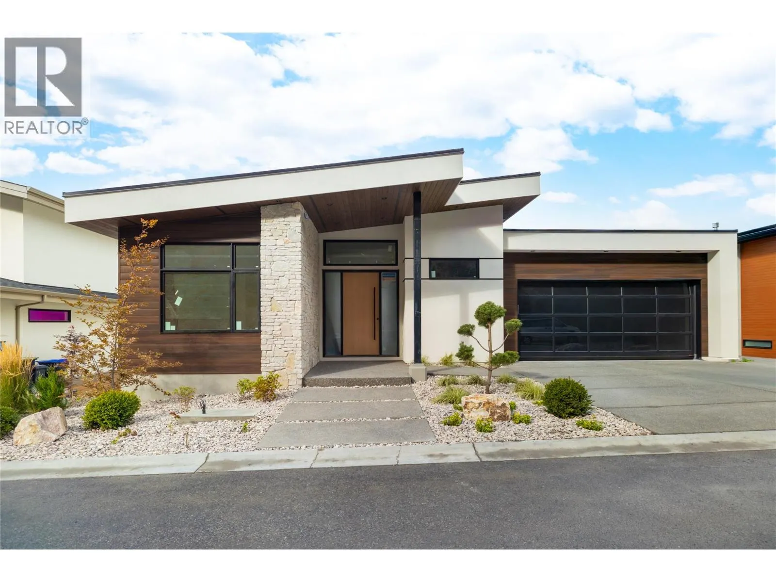 573 Clifton Court