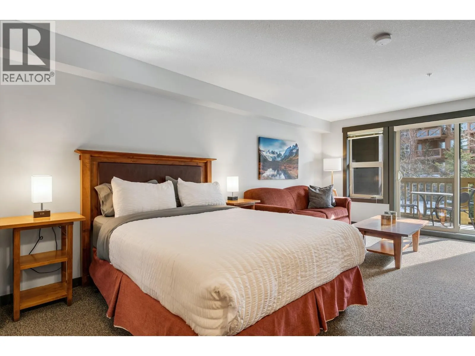2070 SUMMIT Drive Unit# 201B