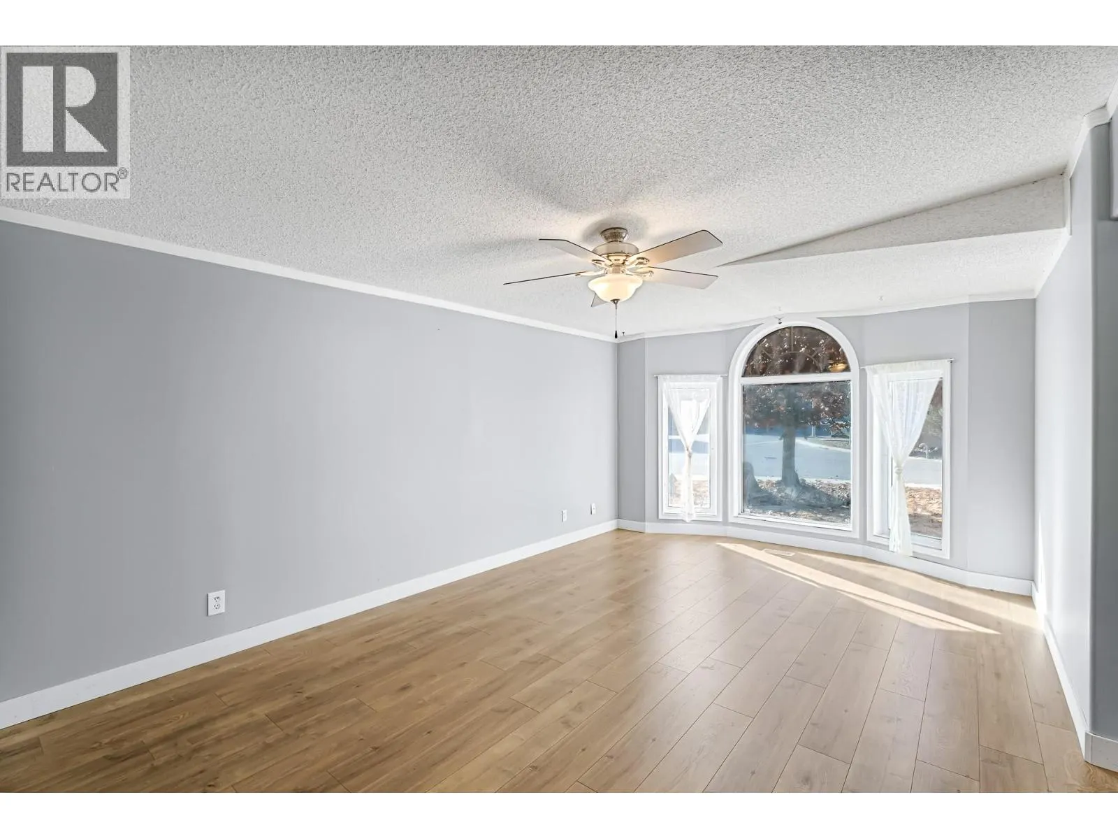 1951 LODGEPOLE Drive Unit# 54
