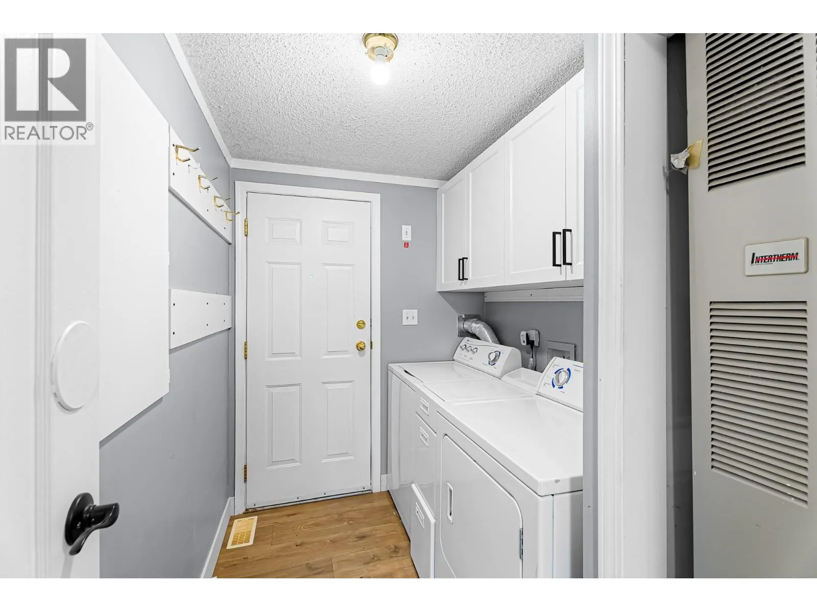 1951 LODGEPOLE Drive Unit# 54