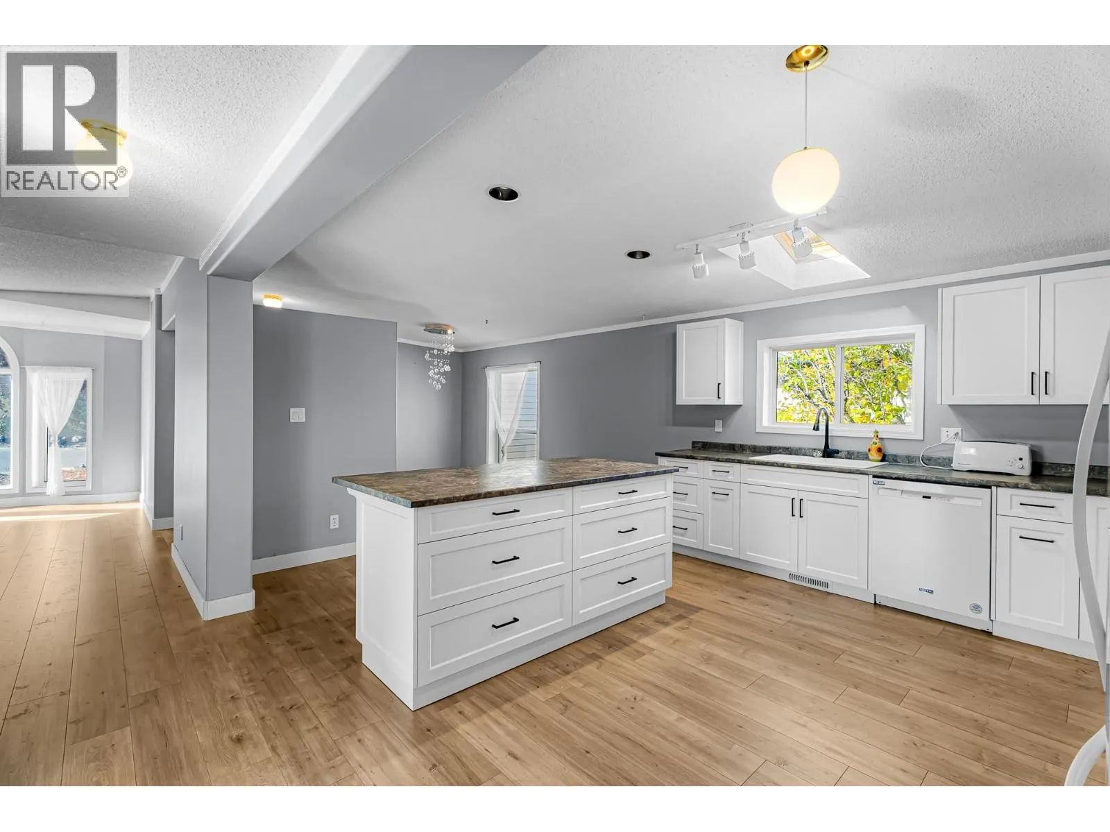 1951 LODGEPOLE Drive Unit# 54
