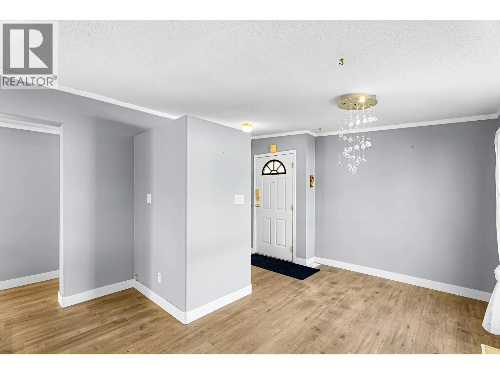 1951 LODGEPOLE Drive Unit# 54