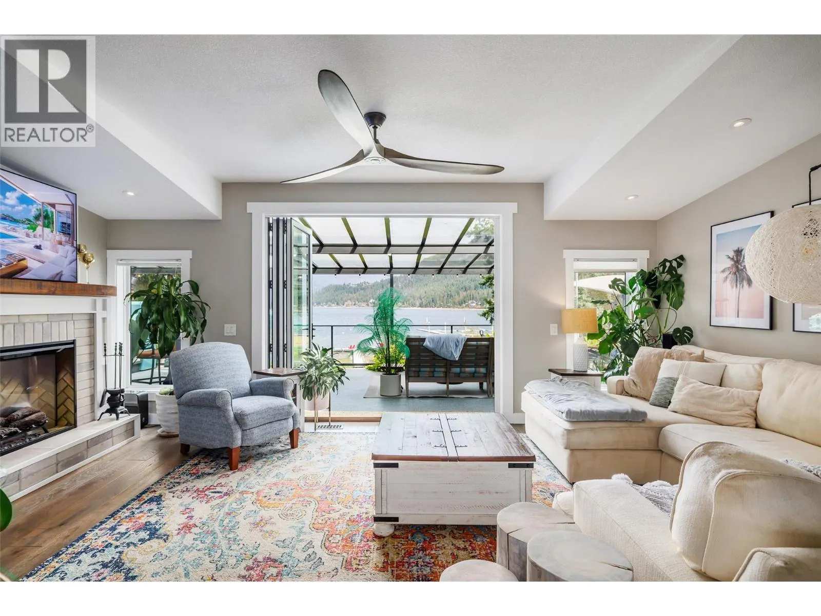 2661 Blind Bay Road