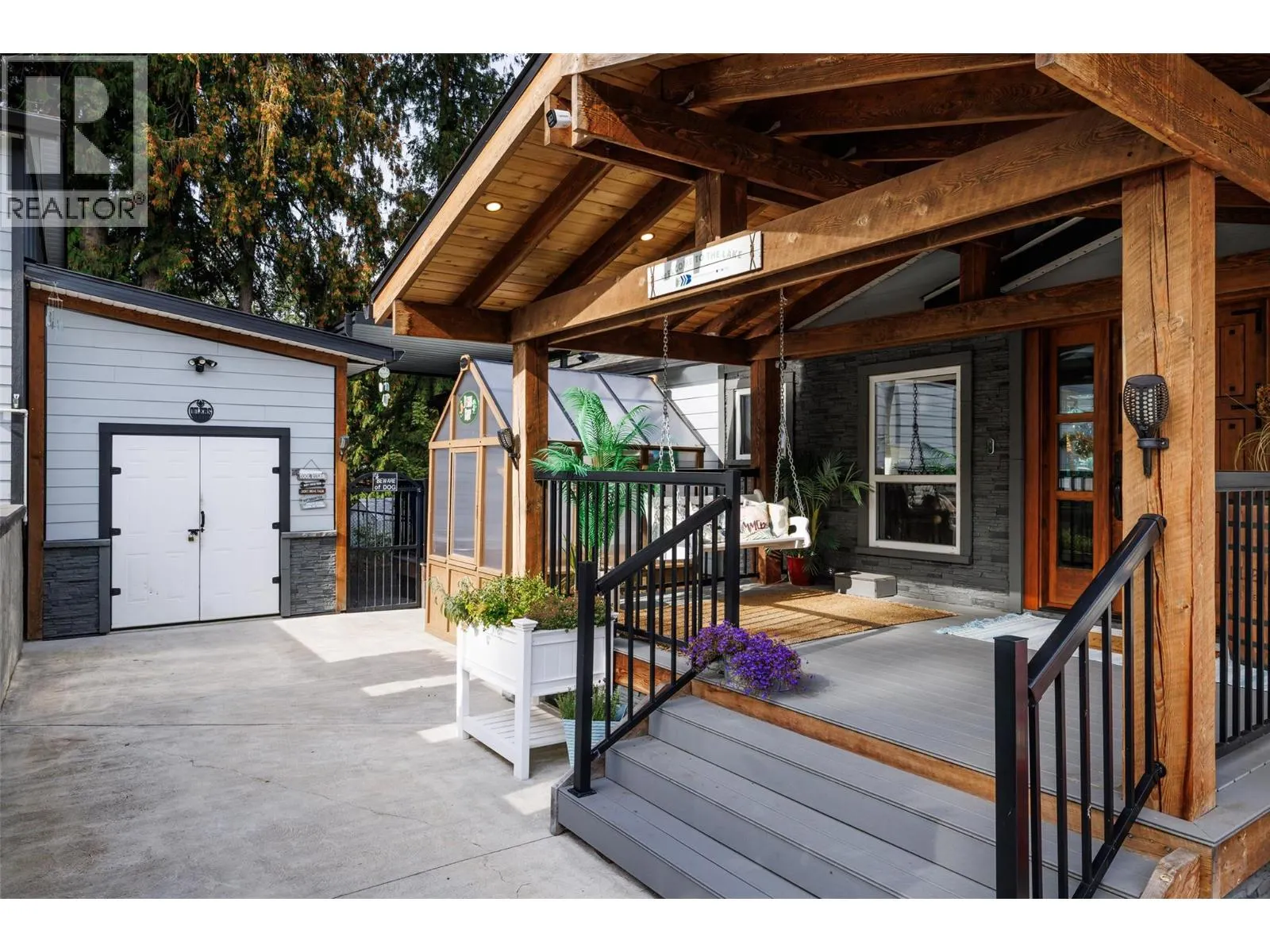 2661 Blind Bay Road