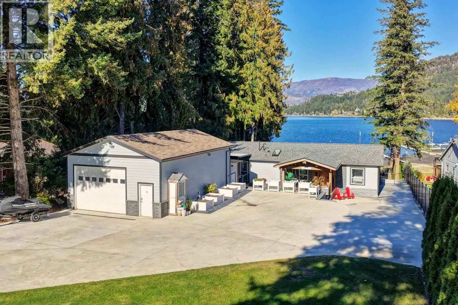 2661 Blind Bay Road