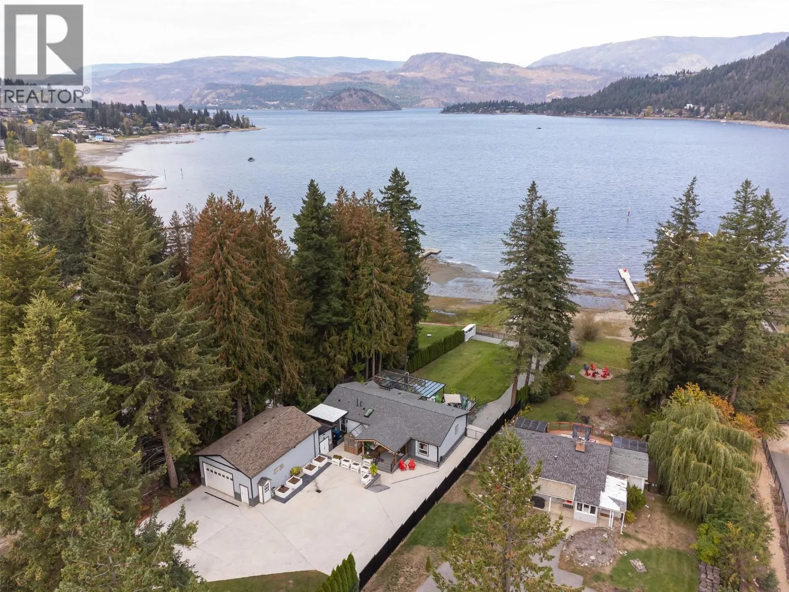 2661 Blind Bay Road