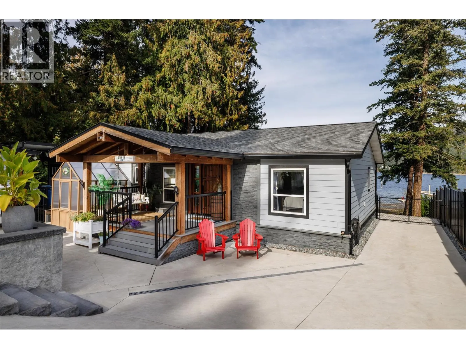 2661 Blind Bay Road