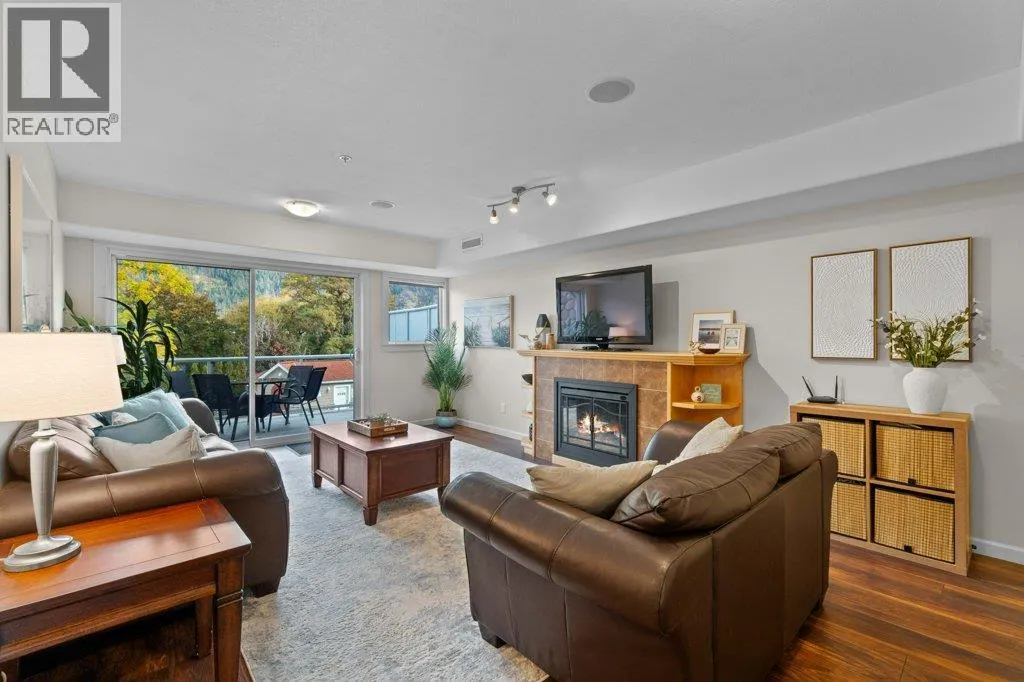 1130 Riverside Avenue Unit# 27