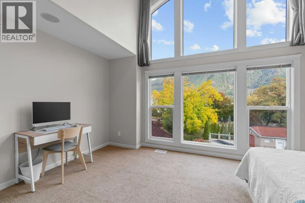 1130 Riverside Avenue Unit# 27