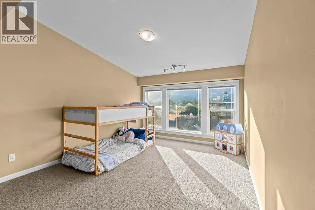 1130 Riverside Avenue Unit# 27