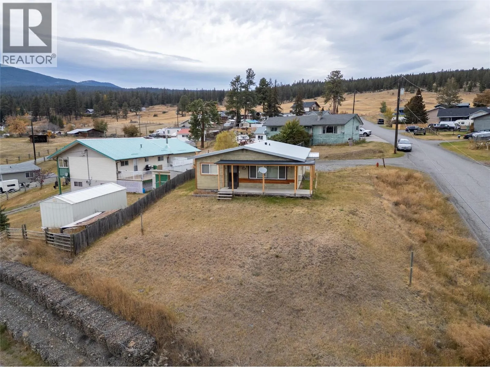 1722 FRONTAGE Road
