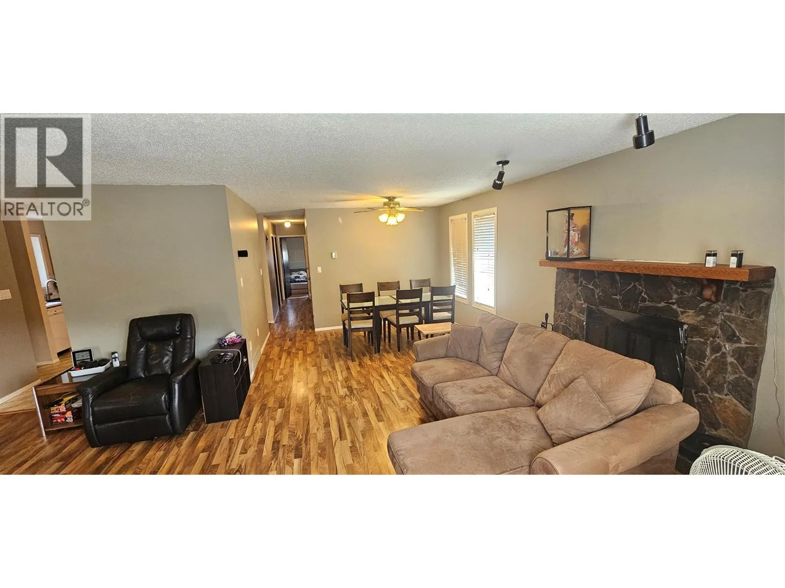 1234 Hickory Crescent