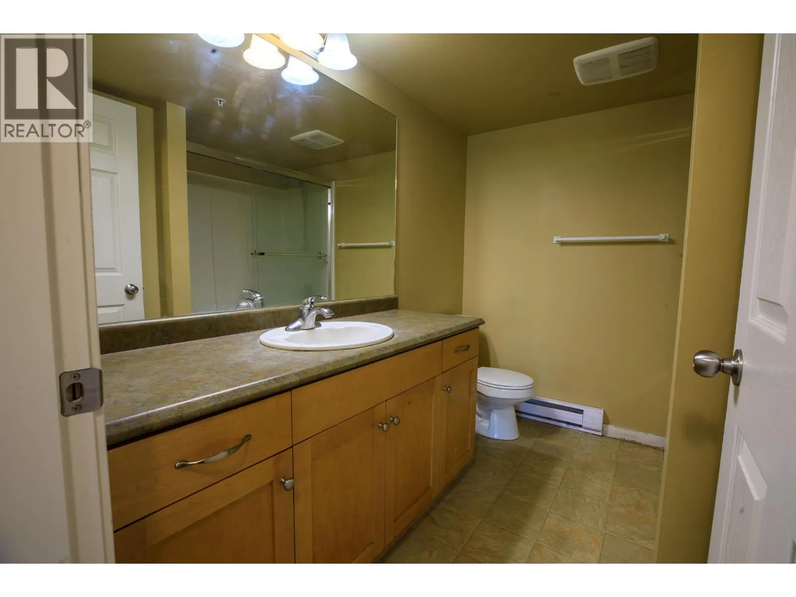 135 Ziprick Road Unit# 306