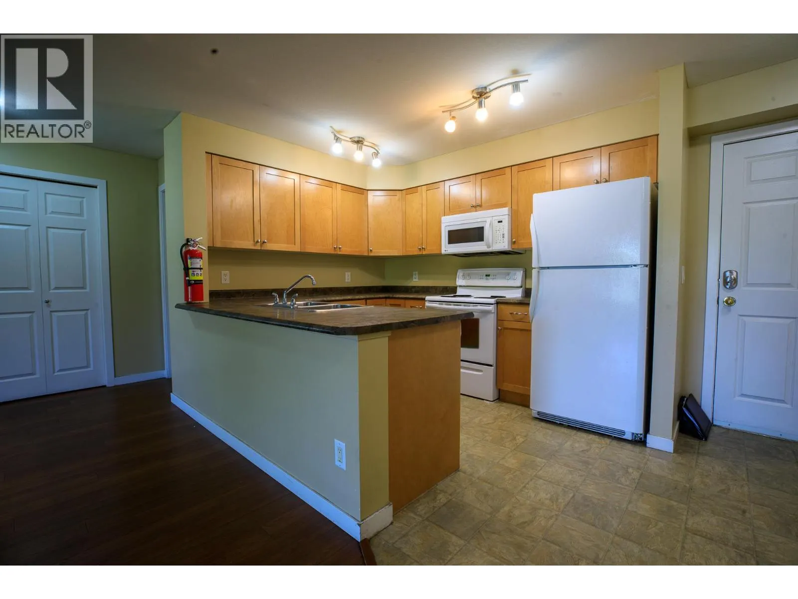 135 Ziprick Road Unit# 306