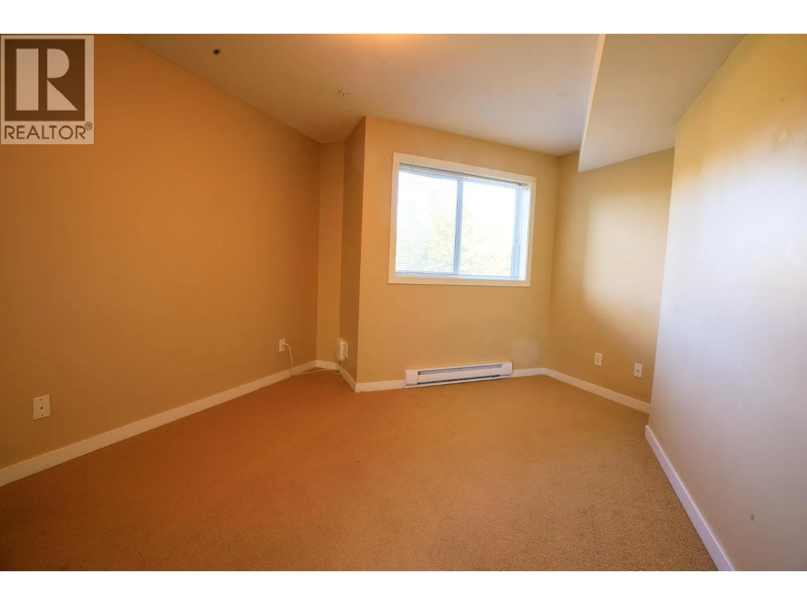 135 Ziprick Road Unit# 306