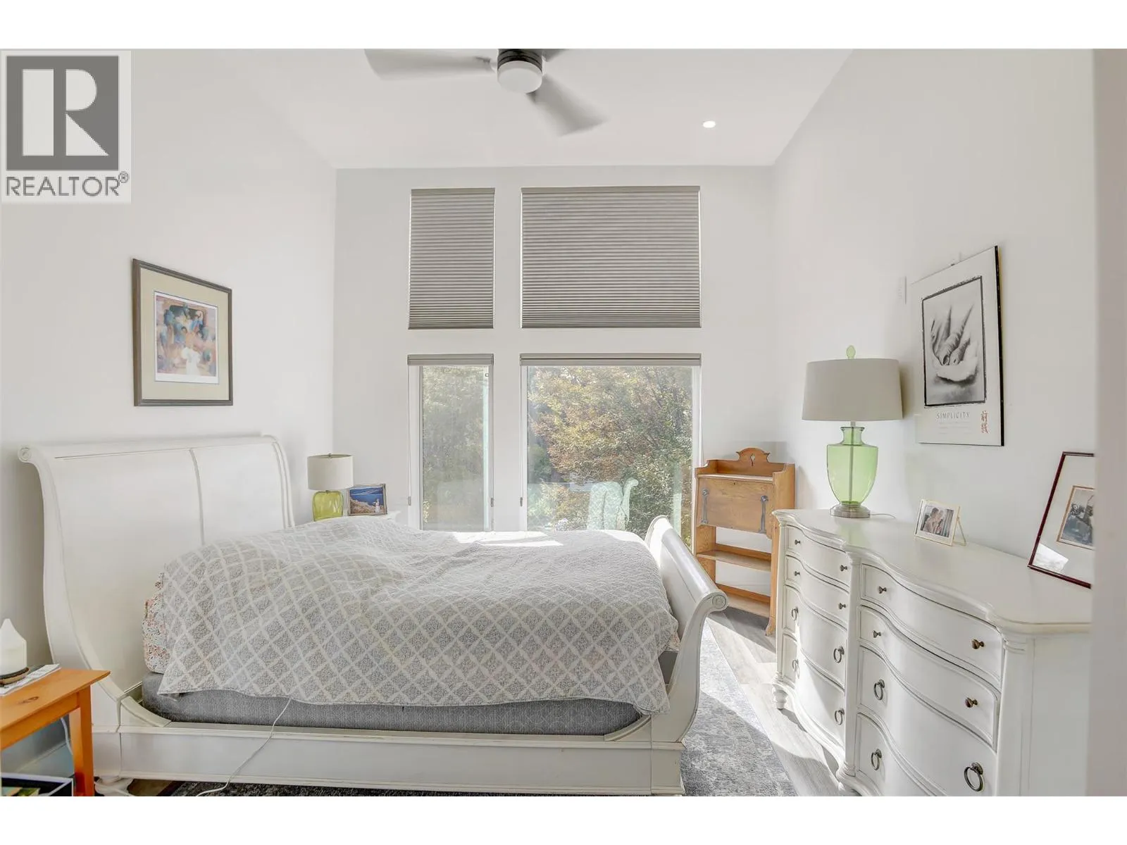852 Stockwell Avenue Unit# 2