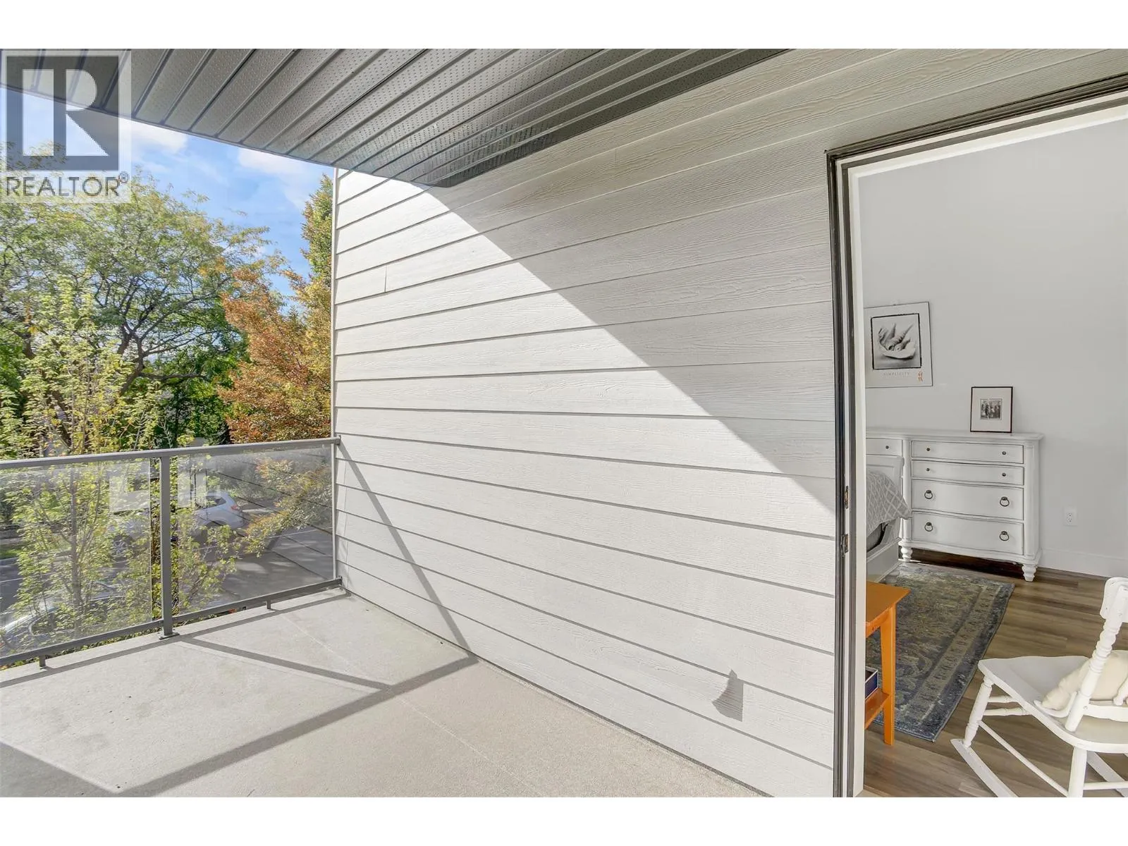 852 Stockwell Avenue Unit# 2