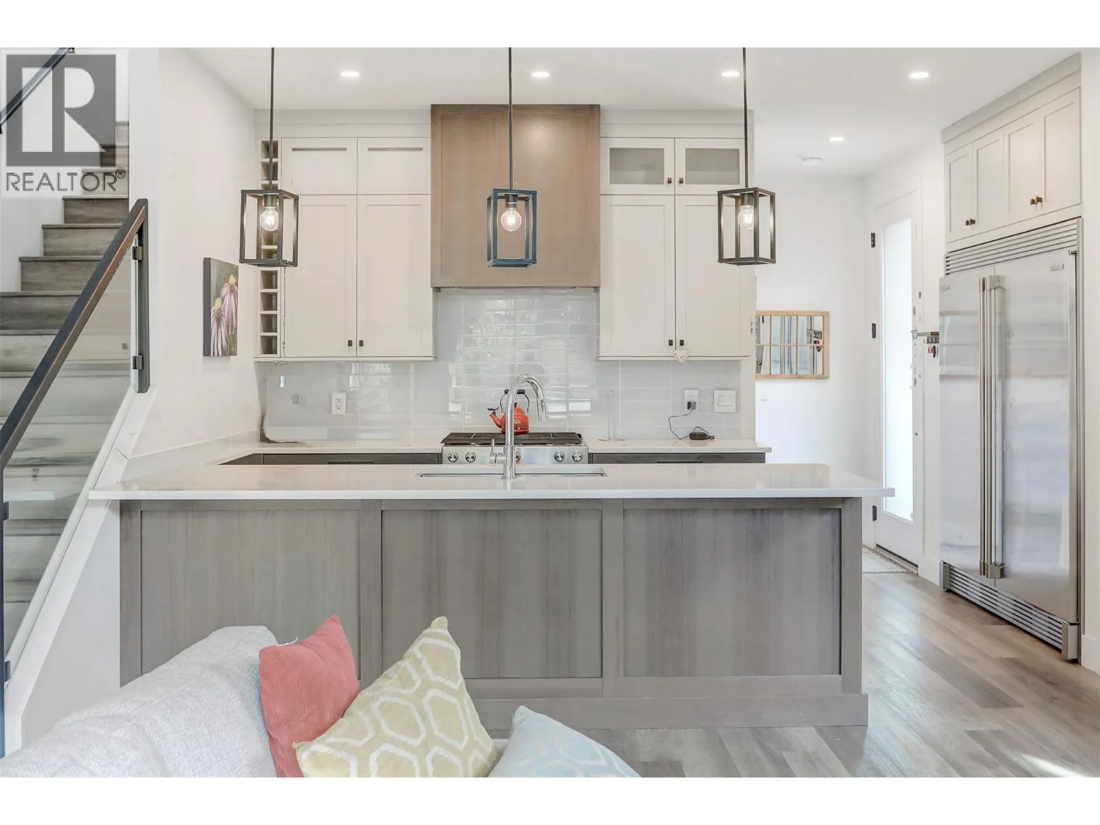 852 Stockwell Avenue Unit# 2
