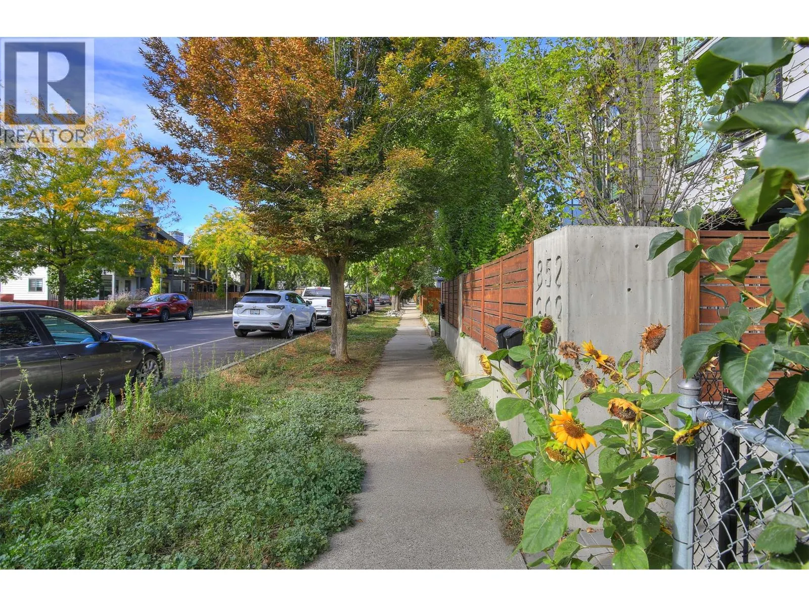 852 Stockwell Avenue Unit# 2