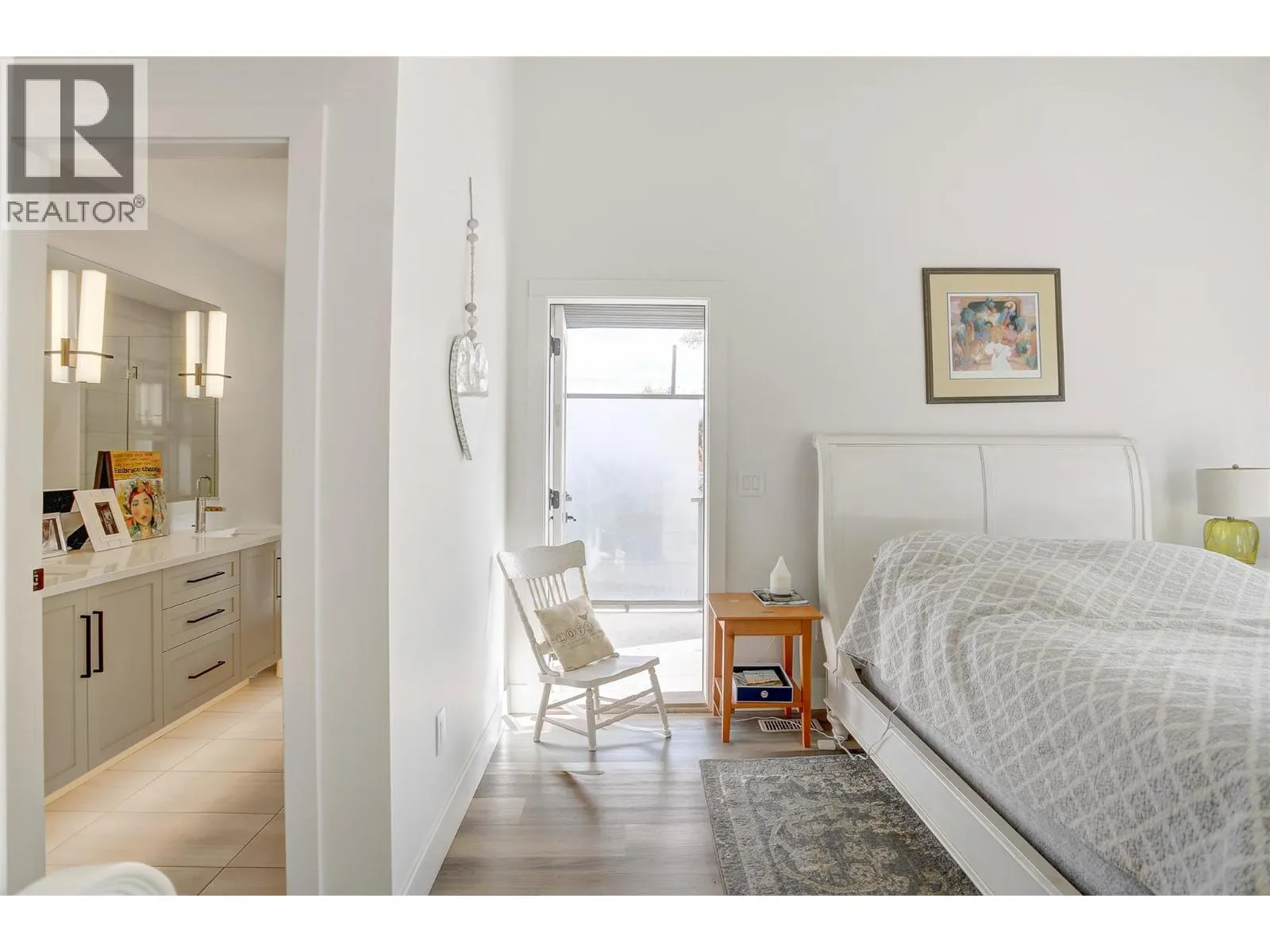 852 Stockwell Avenue Unit# 2