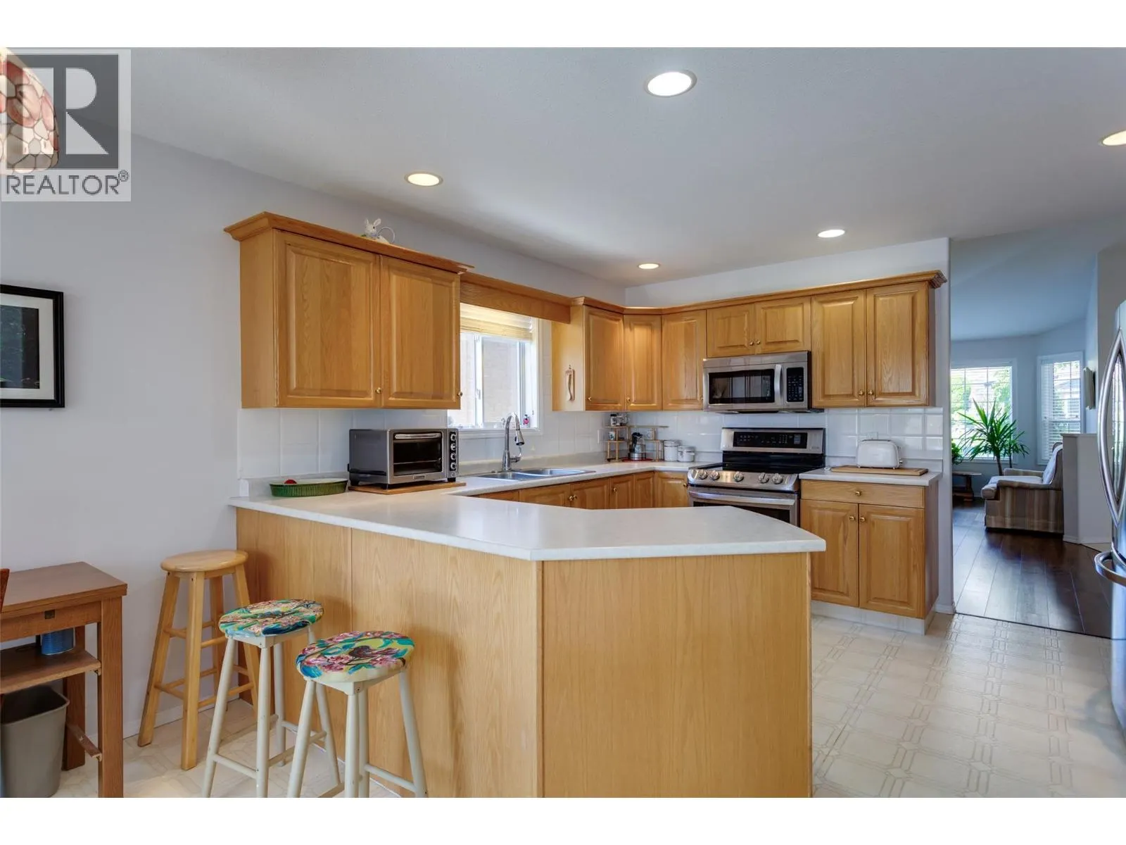 2250 Louie Drive Unit# 102
