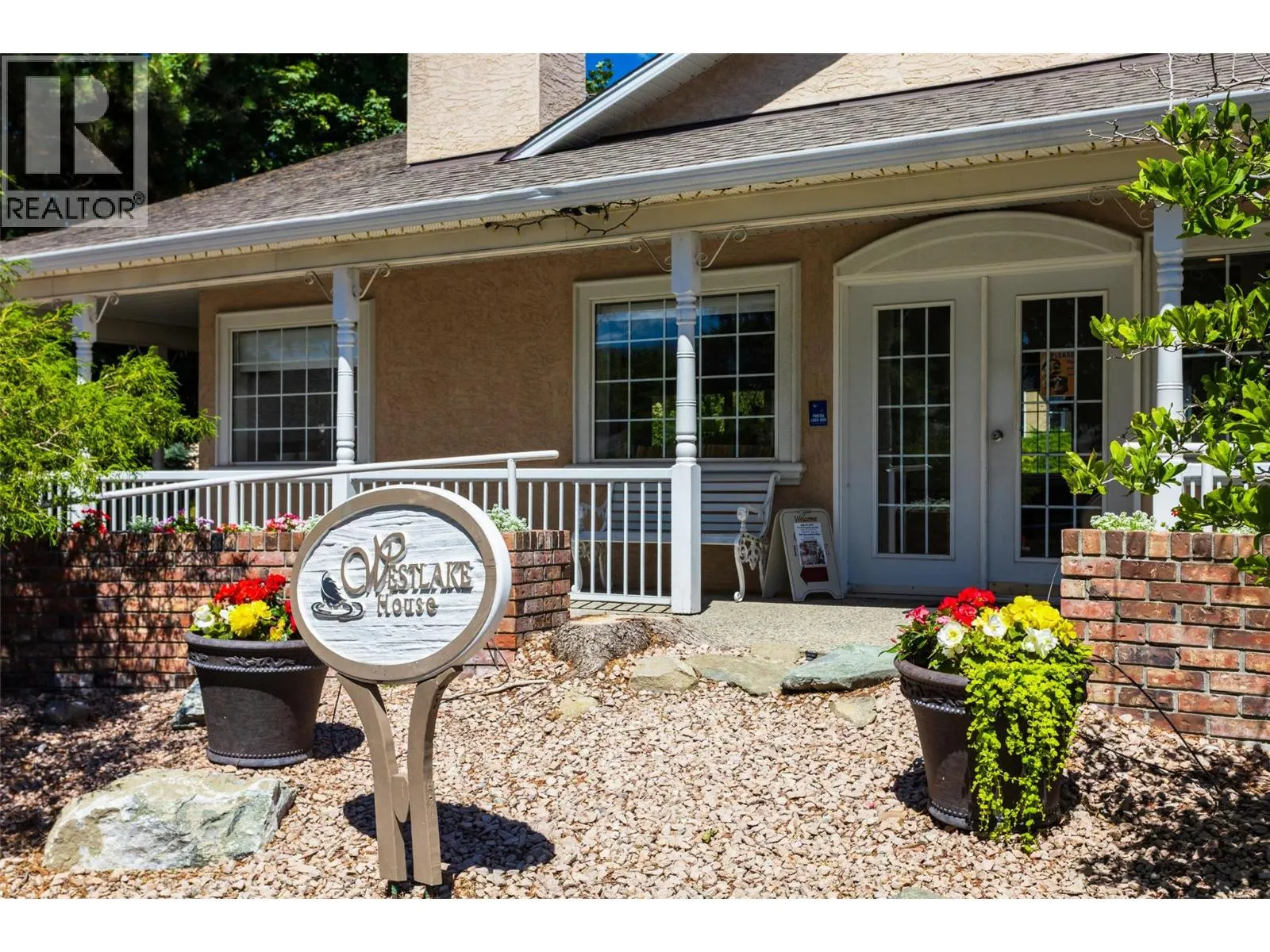 2250 Louie Drive Unit# 102