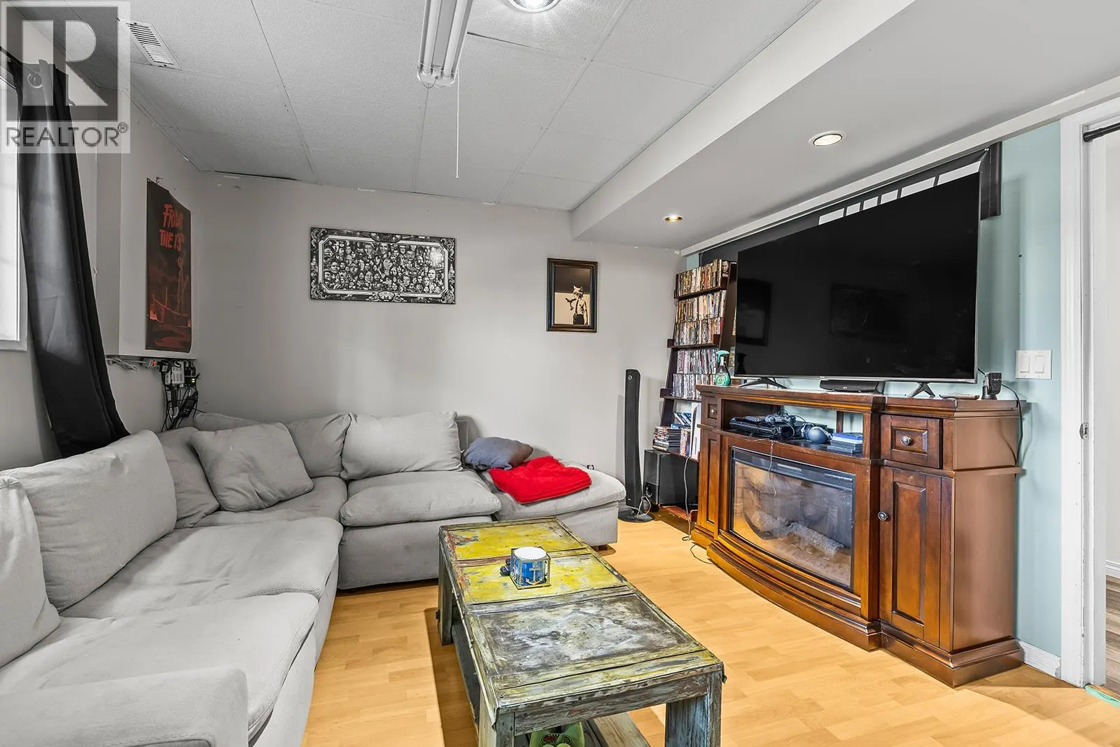 3616 Granada Crescent