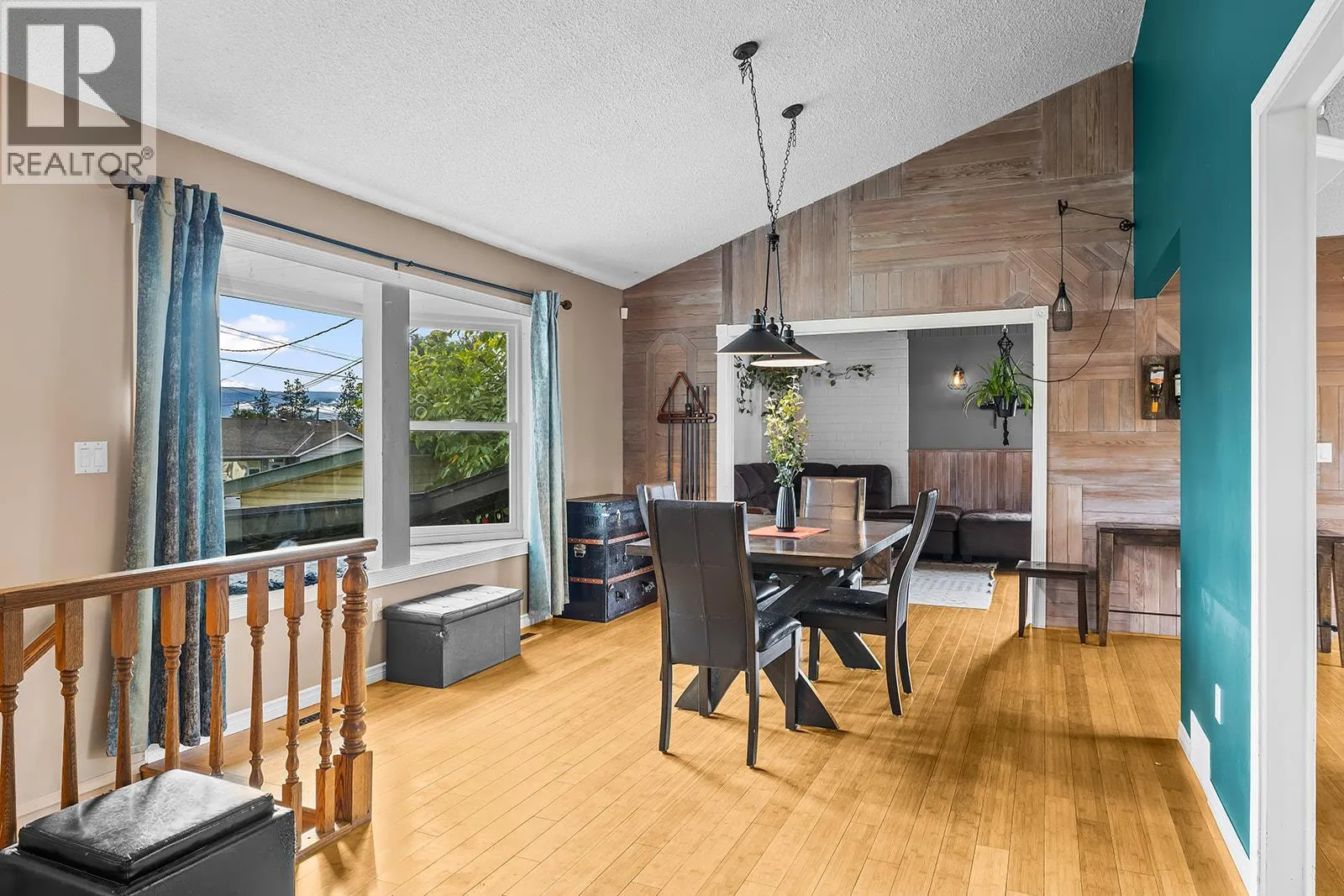 3616 Granada Crescent