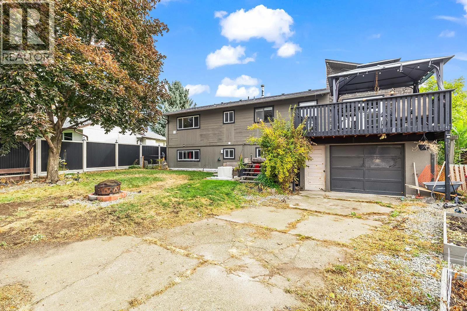 3616 Granada Crescent