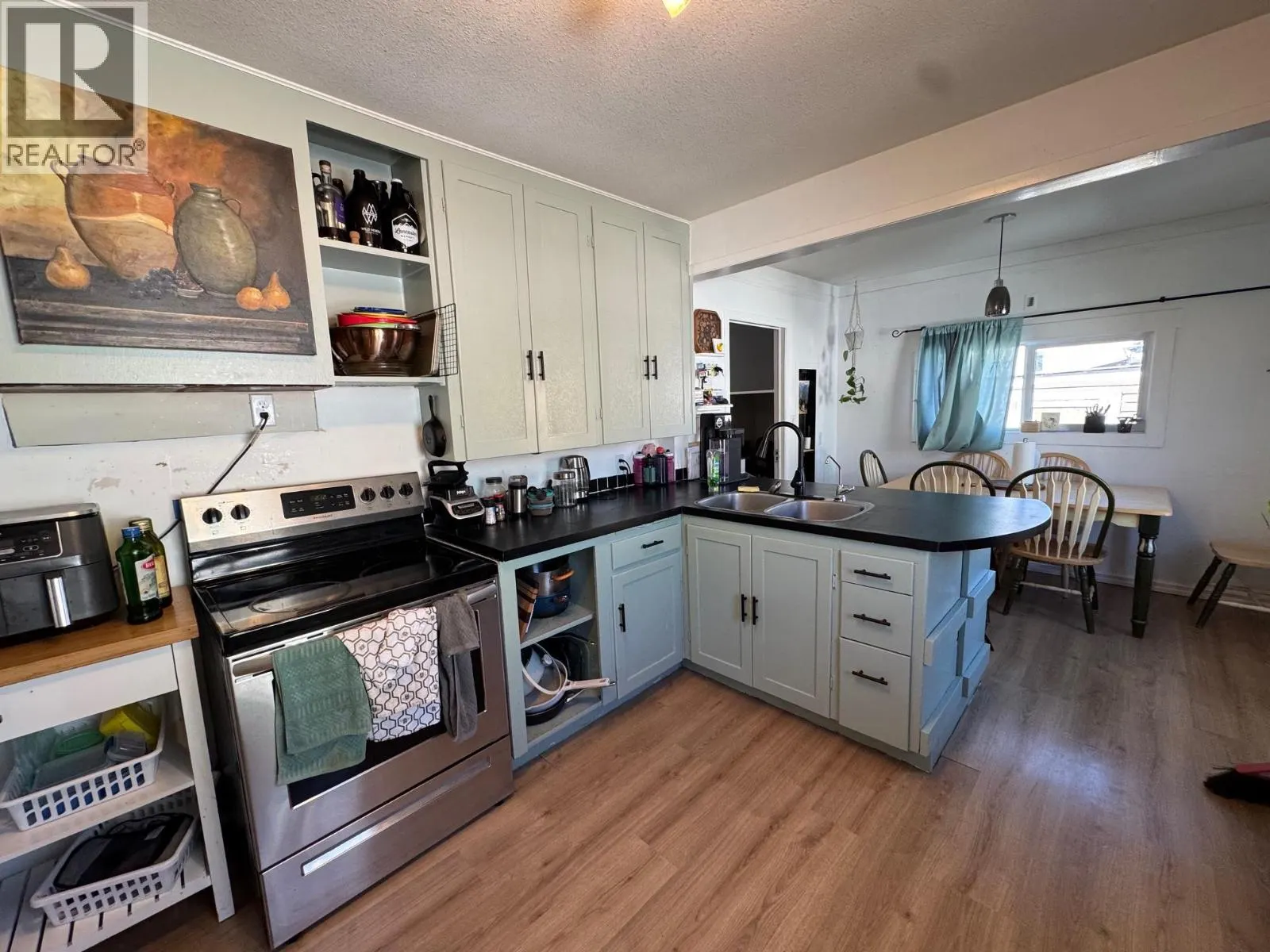 419 Ritchie St