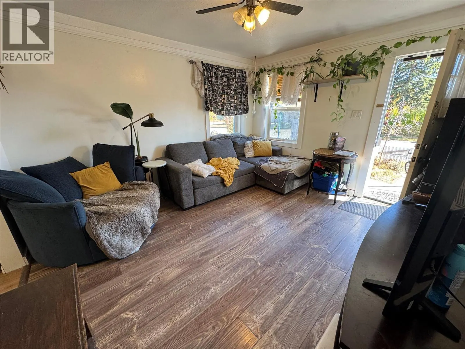 419 Ritchie St