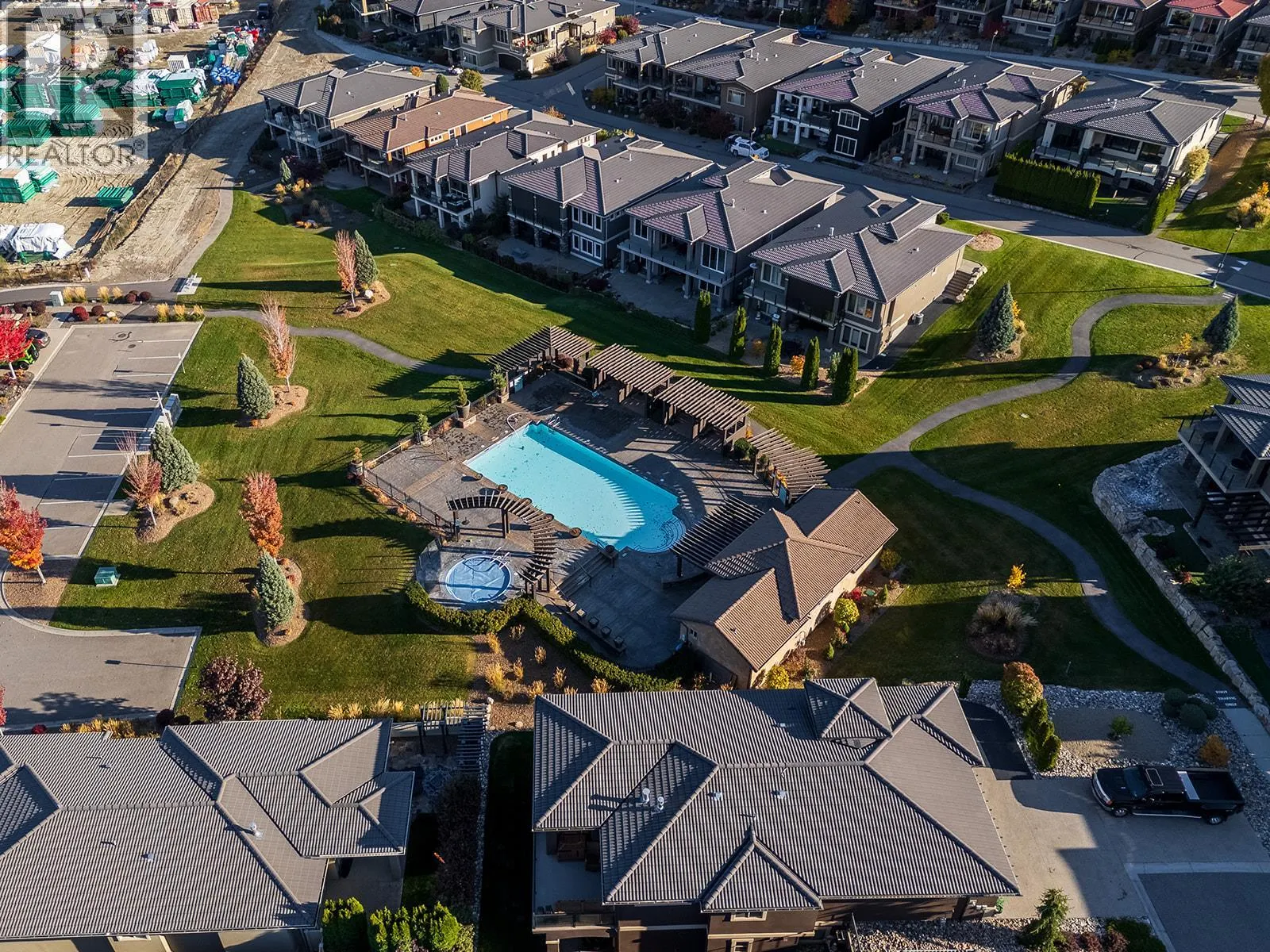 1827 Viewpoint Drive