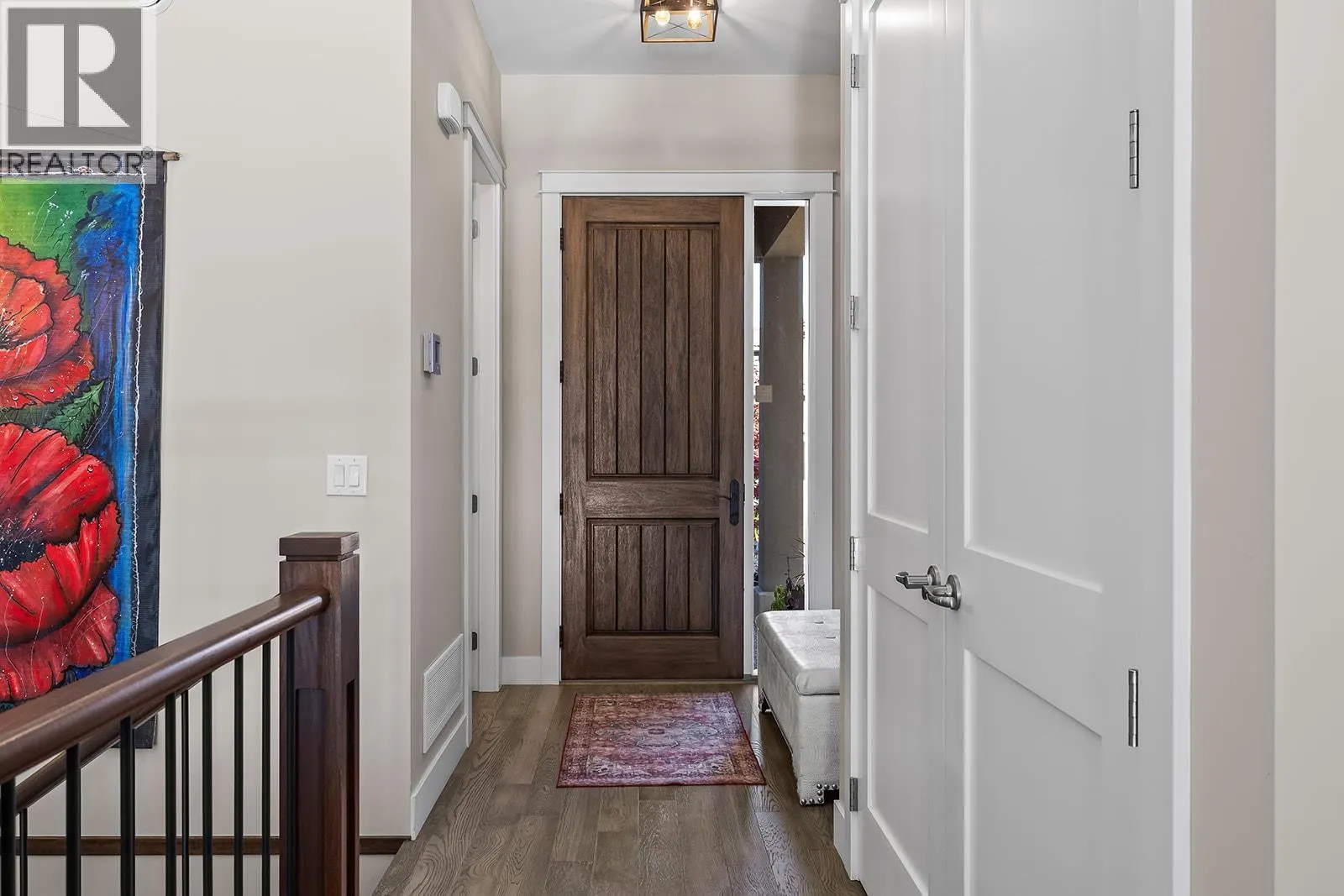 1827 Viewpoint Drive