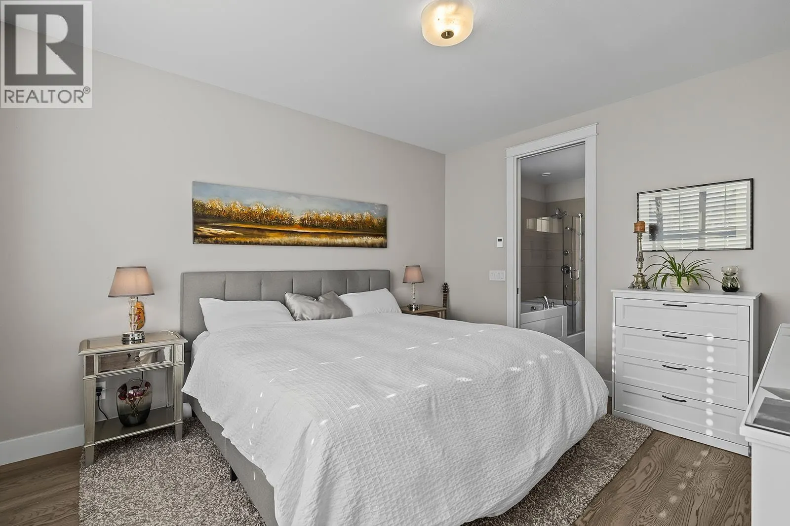 1827 Viewpoint Drive