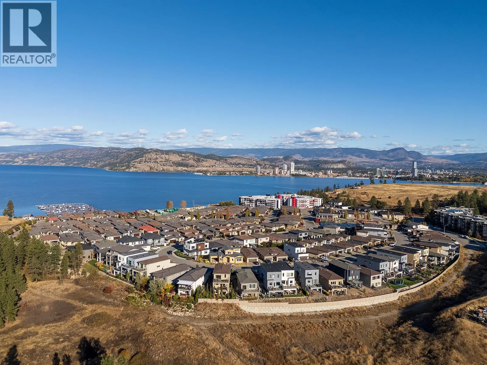 1827 Viewpoint Drive