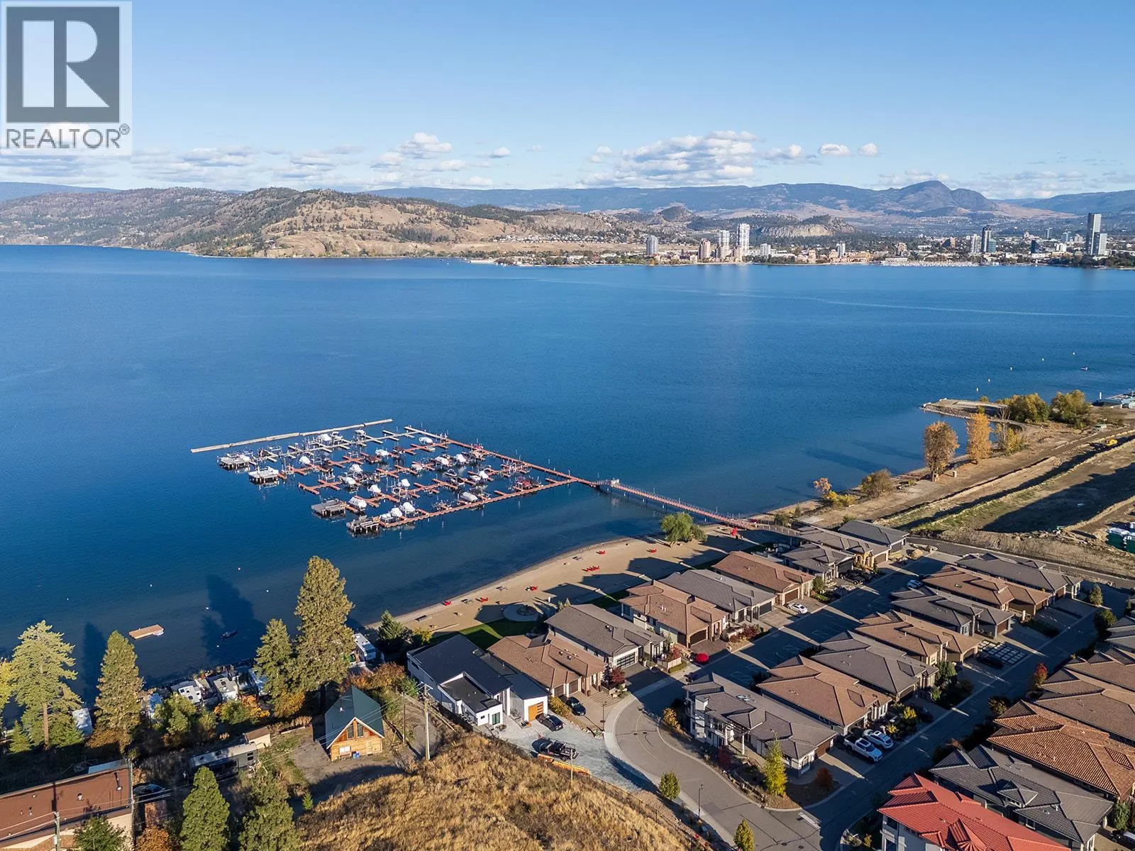 1827 Viewpoint Drive